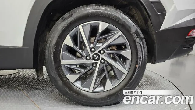 Hyundai Tucson NX4 — Фото автомобиля 6