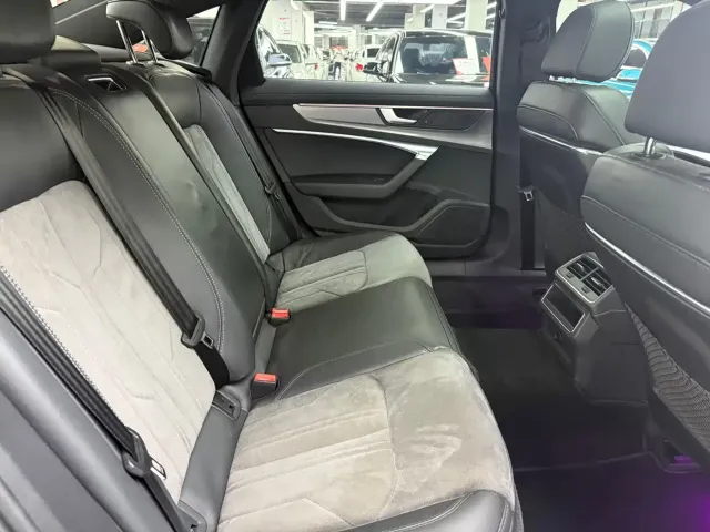 Audi Audi A6L 2022 40 TFSI Luxury Dynamic — Фото автомобиля 20