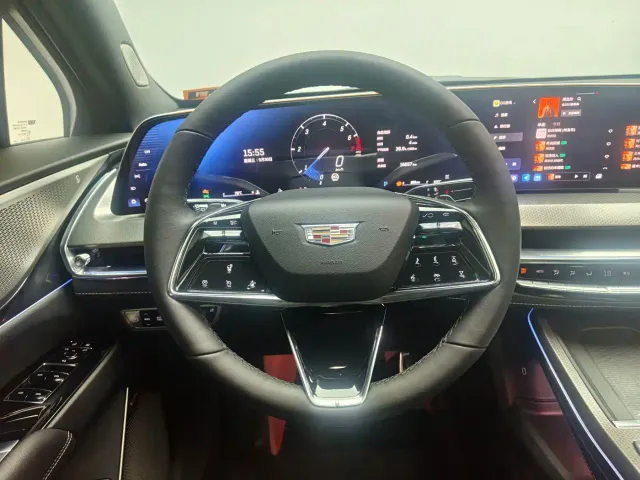 Cadillac XT5 — Фото автомобиля 13