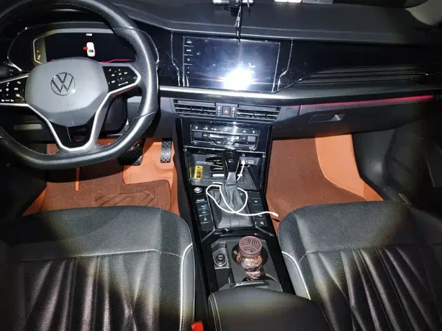 Volkswagen Passat — Фото автомобиля 13