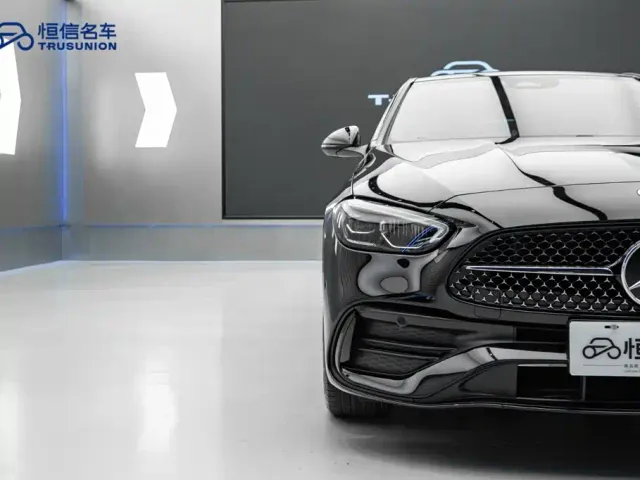 Mercedes-Benz C-Class — Фото автомобиля 8