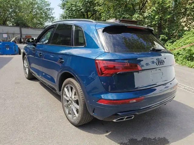 Audi Q5L — Фото автомобиля 4