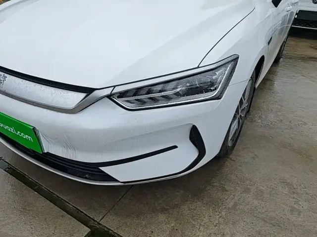 BYD Qin PLUS — Фото автомобиля 23