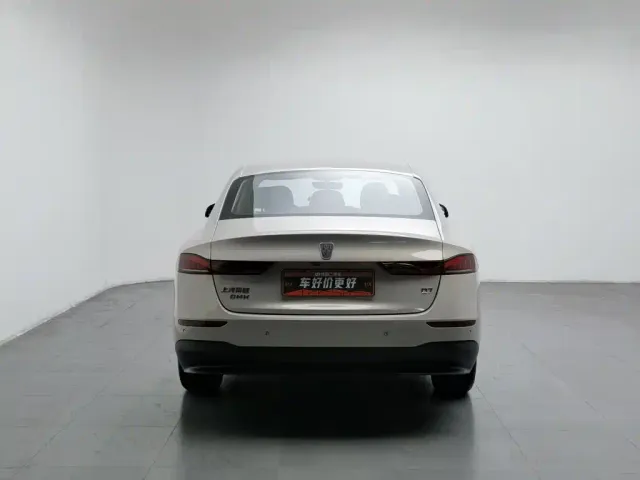 Roewe D7 — Фото автомобиля 4