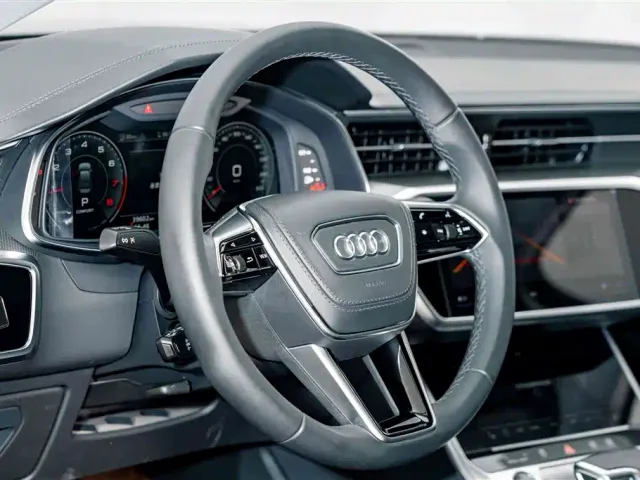 Audi A6L — Фото автомобиля 10