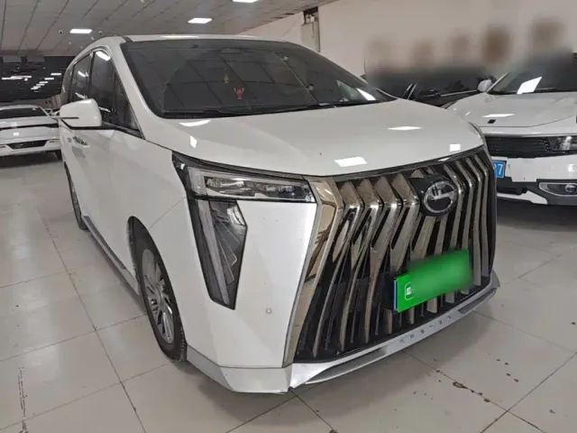 GAC Trumpchi M8 — Фото автомобиля 3
