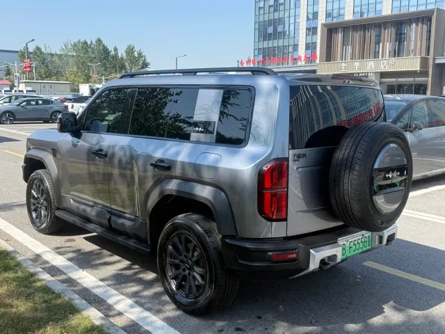 BYD FangChengBao Leopard 5 — Фото автомобиля 18