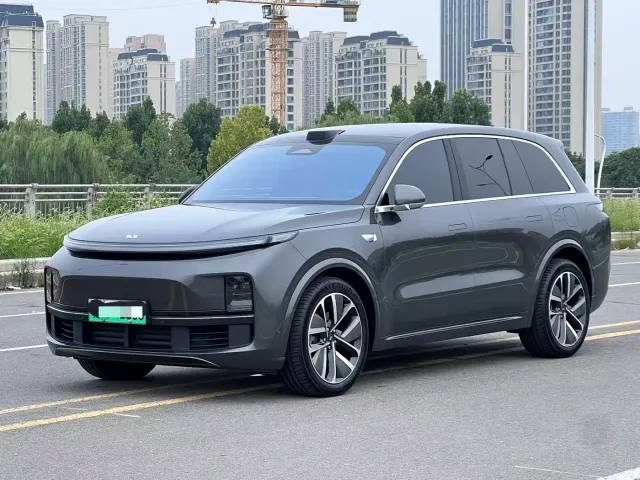 Фотография автомобиля — Li Auto L8