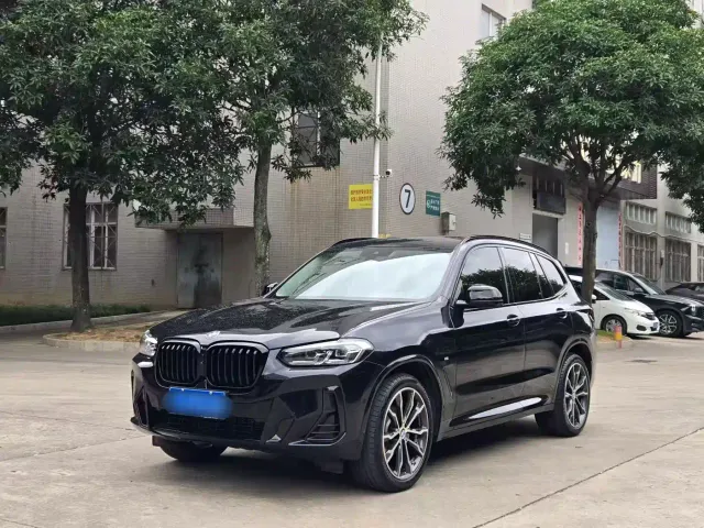 Фотография автомобиля — BMW X3