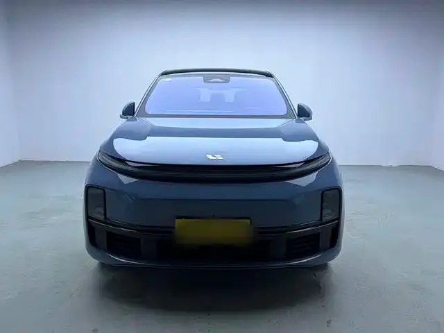 Li Auto L7 — Фото автомобиля 3