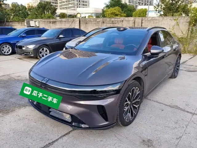Фотография автомобиля — Zeekr 007 GT