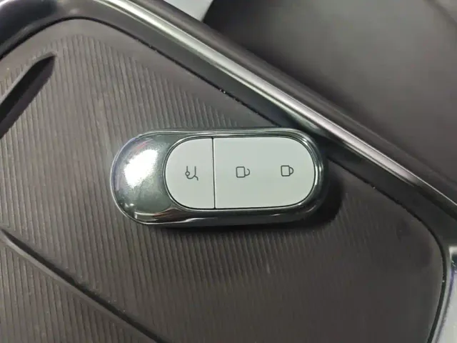 Leapmotor B10 — Фото автомобиля 8