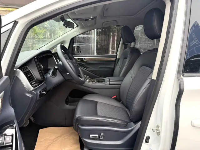 GAC Trumpchi M8 — Фото автомобиля 6