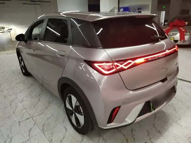 BYD Dolphin — Фото автомобиля 4