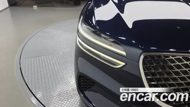 Genesis GV70 — Фото автомобиля 7