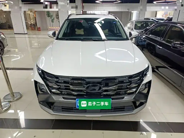 Hyundai Tucson — Фото автомобиля 2