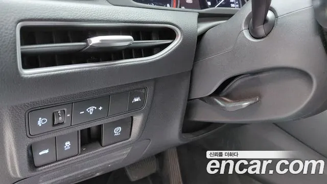 Hyundai Sonata Sonata (DN8) 2.0 LPG(Для проката) — Фото автомобиля 19