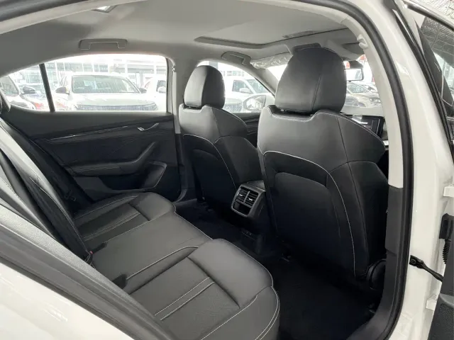 Skoda Octavia — Фото автомобиля 11