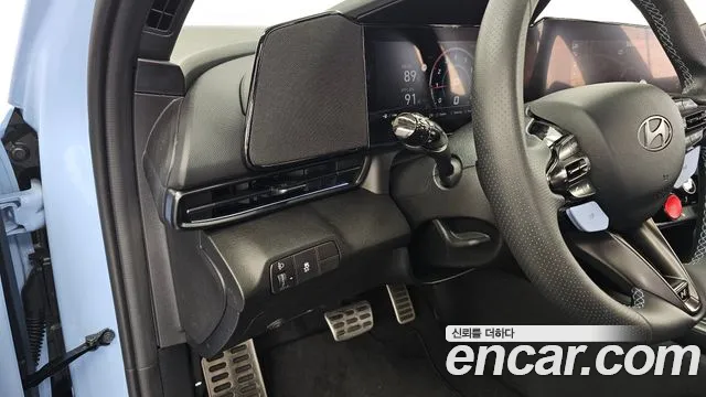 Hyundai Avante CN7 — Фото автомобиля 30