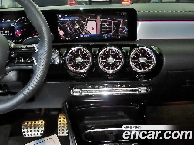 Mercedes-Benz CLA-Class — Фото автомобиля 11