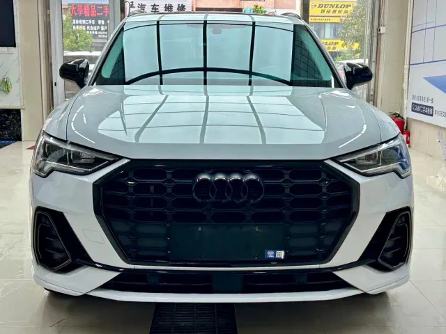Audi Q3 — Фото автомобиля 2