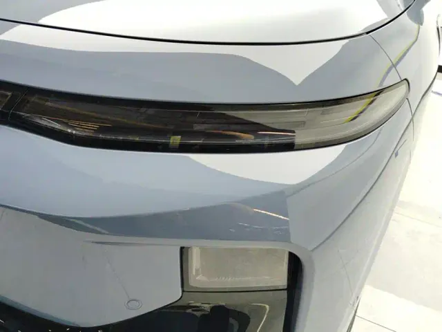 Leapmotor B10 — Фото автомобиля 5