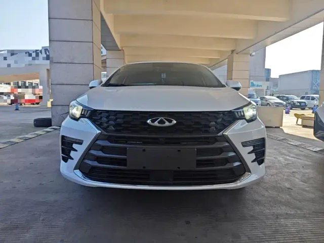 Chery Arrizo 5 PLUS — Фото автомобиля 2