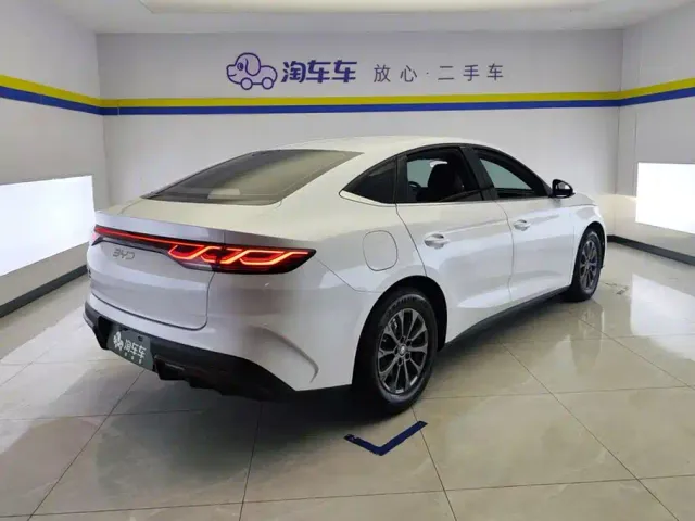 BYD Qin L — Фото автомобиля 3