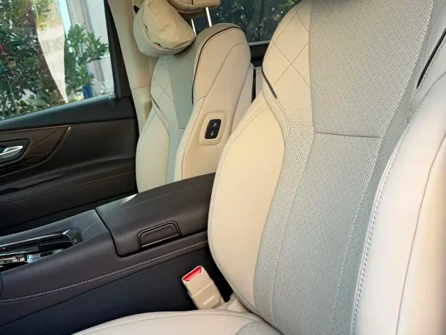 Toyota Vellfire — Фото автомобиля 12