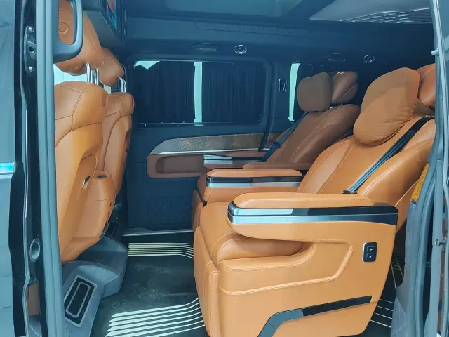 Mercedes-Benz V-Class — Фото автомобиля 5