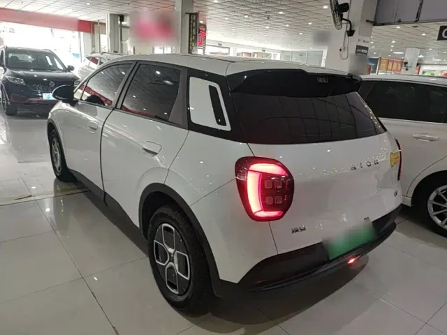GAC Aion UT — Фото автомобиля 4
