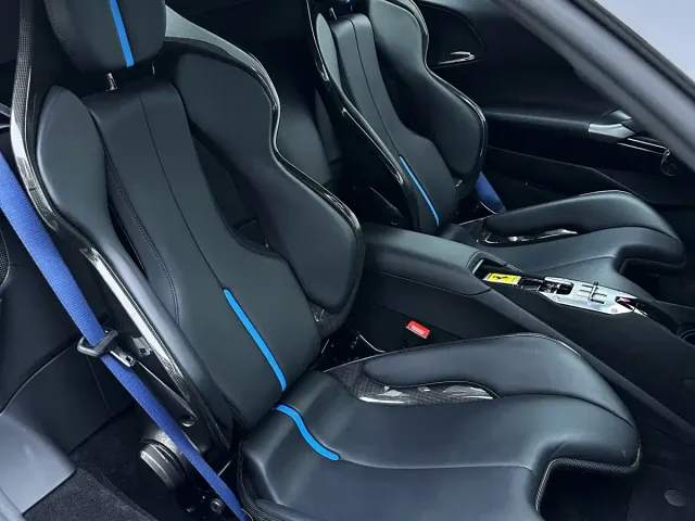 Ferrari SF90 — Фото автомобиля 13