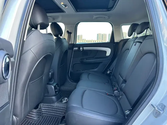 MINI Countryman — Фото автомобиля 16