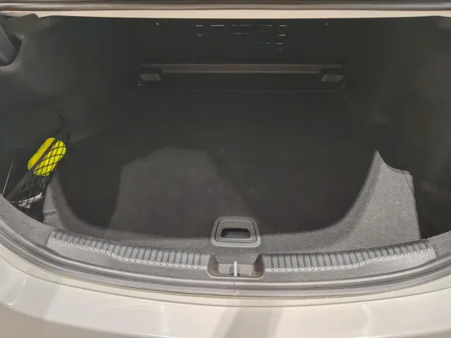 Mercedes-Benz C-Class — Фото автомобиля 12