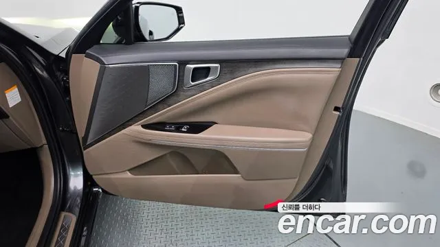 Kia K8 Hybrid — Фото автомобиля 13