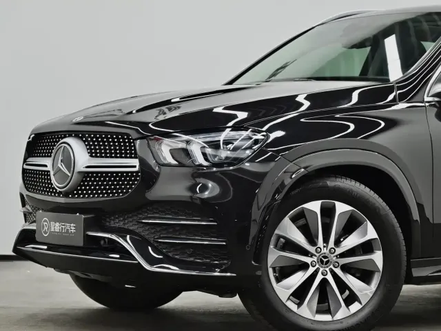 Mercedes-Benz GLE-Class — Фото автомобиля 26