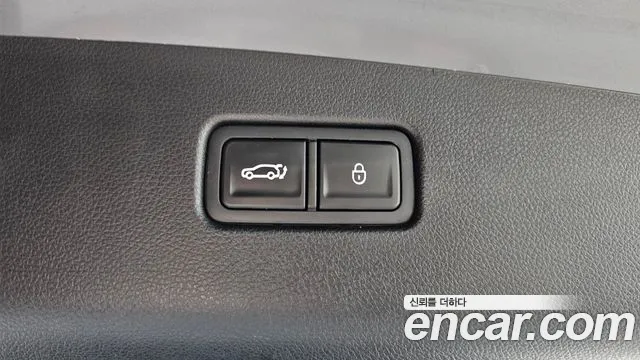 Genesis GV70 2.5T Бензин 2WD — Фото автомобиля 16