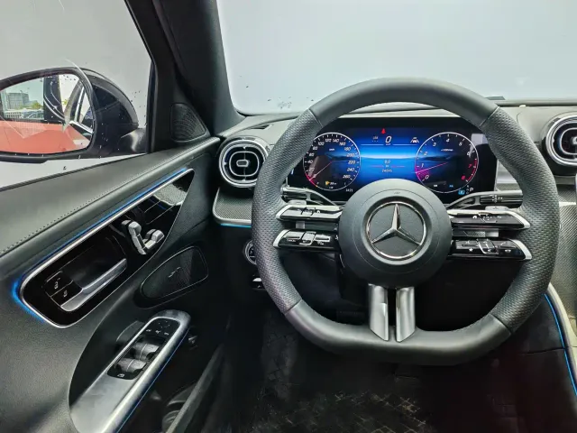 Mercedes-Benz C-Class — Фото автомобиля 9