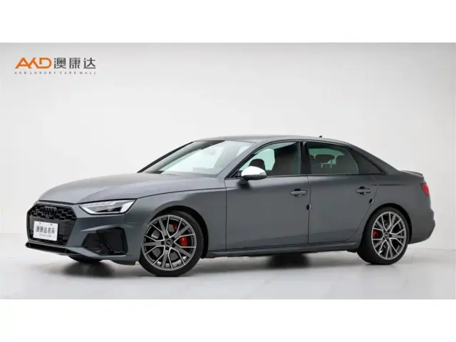 Фотография автомобиля — Audi S4