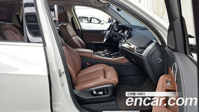 BMW X5 — Фото автомобиля 11