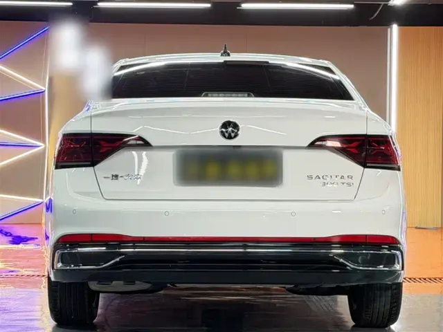 Volkswagen Sagitar — Фото автомобиля 8