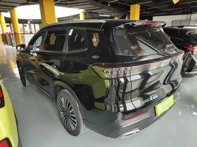 Chery Tiggo 8 PLUS — Фото автомобиля 4