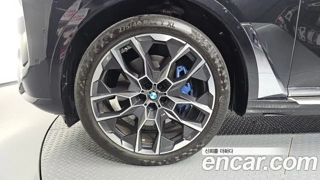 BMW X7 — Фото автомобиля 4