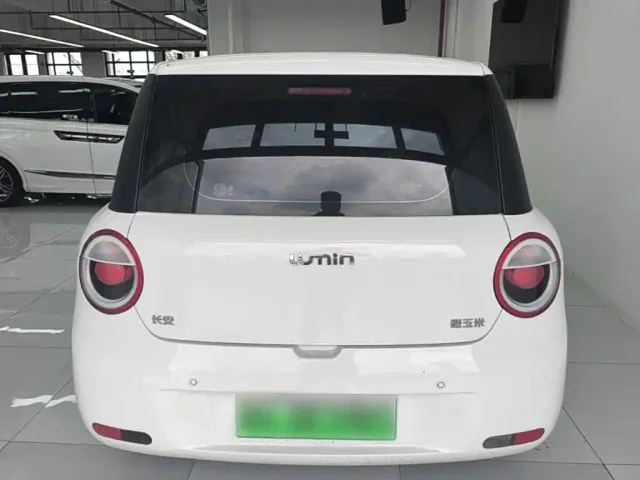 Changan Lumin — Фото автомобиля 5