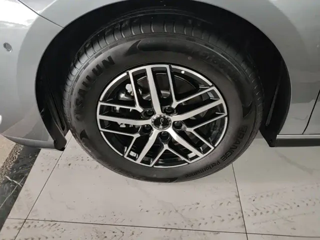 BYD Seal 05 DM-i — Фото автомобиля 22