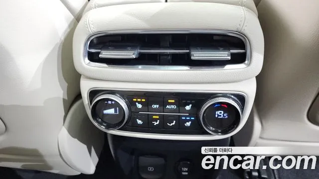Genesis GV80 2.5T Бензин AWD — Фото автомобиля 27