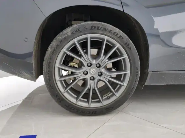 Leapmotor C10 — Фото автомобиля 6