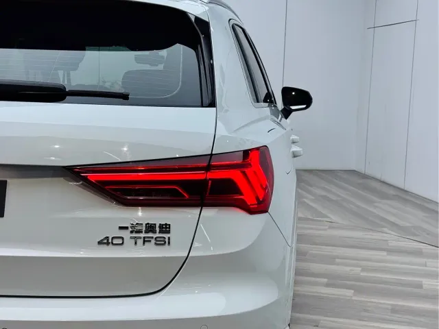 Audi Q3 — Фото автомобиля 28