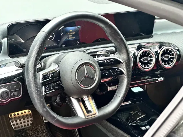 Mercedes-Benz A-Class AMG — Фото автомобиля 7
