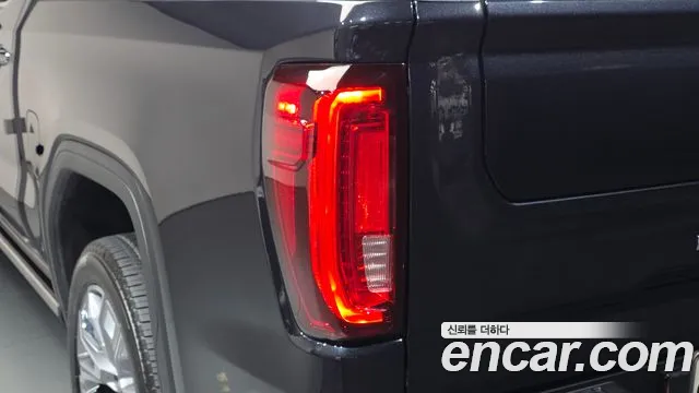 GMC Sierra — Фото автомобиля 8